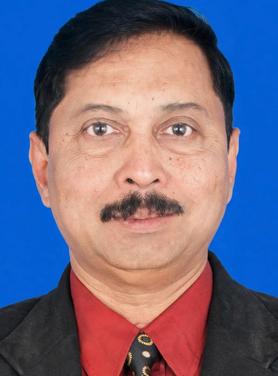 Cmde. Niranjan Khardenavis ( Retd)